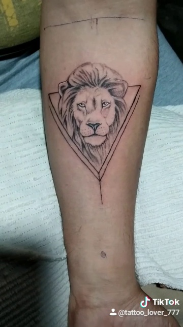 tattoo lion tattoo video varun sharma - ShareChat - Funny, Romantic,  Videos, Shayari, Quotes